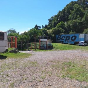 Pavilhão com 1200m², no bairro Santa Fé em Caxias do Sul para Comprar