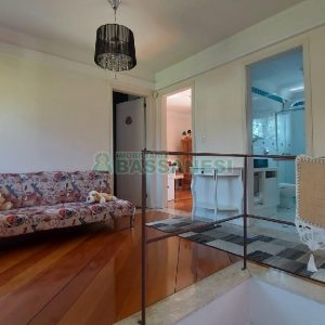 Casa Mobiliada com 500m², 5 dormitórios, 4 vagas, no bairro Sant Etiene em Caxias do Sul para Comprar