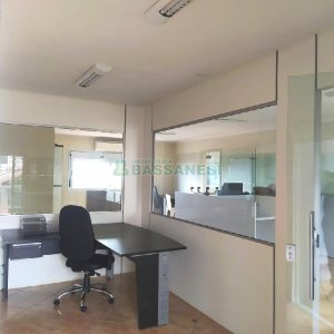 Casa Comercial com 136m², no bairro Universitário em Caxias do Sul para Alugar