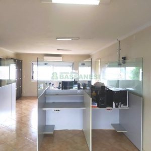 Casa Comercial com 136m², no bairro Universitário em Caxias do Sul para Alugar