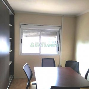 Casa Comercial com 136m², no bairro Universitário em Caxias do Sul para Alugar