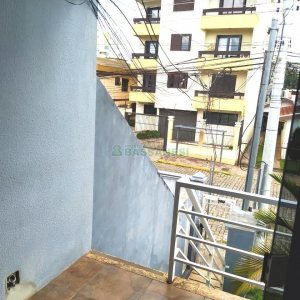 Casa Comercial com 136m², no bairro Universitário em Caxias do Sul para Alugar