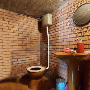 Casa com 277m², 2 dormitórios, 4 vagas, no bairro Santa Catarina em Caxias do Sul para Comprar