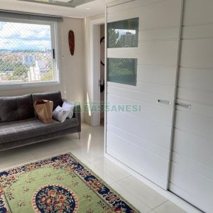 Apto Mobiliado com 270m², 4 dormitórios, 4 vagas, no bairro Madureira em Caxias do Sul para Comprar