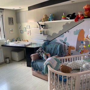 Apto Mobiliado com 270m², 4 dormitórios, 4 vagas, no bairro Madureira em Caxias do Sul para Comprar