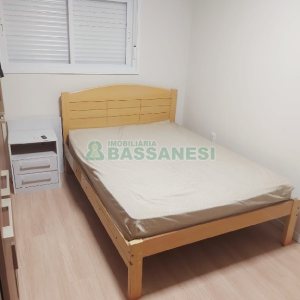 Casa com 56m², 2 dormitórios, 1 vaga, no bairro São Luiz em Caxias do Sul para Comprar