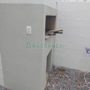 Casa com 56m², 2 dormitórios, 1 vaga, no bairro São Luiz em Caxias do Sul para Comprar