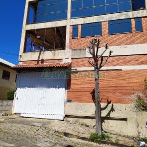 Pavilhão com 550m², no bairro Rio Branco em Caxias do Sul para Alugar