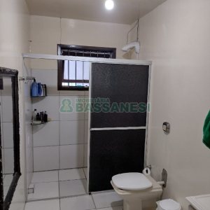 Casa com 236m², 5 dormitórios, 4 vagas, no bairro Bela Vista em Caxias do Sul para Comprar