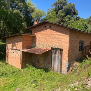 Pavilhão com 2600m², no bairro Fazenda Souza em Caxias do Sul para Comprar