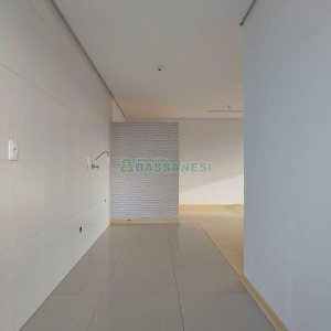 Apartamento com 63m², 2 dormitórios, 2 vagas, no bairro Presidente Vargas em Caxias do Sul para Comprar