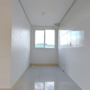 Apartamento com 63m², 2 dormitórios, 2 vagas, no bairro Presidente Vargas em Caxias do Sul para Comprar