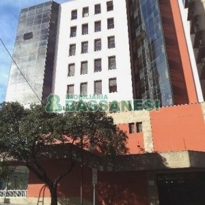 Sala com 41m², no bairro Centro em Caxias do Sul para Alugar