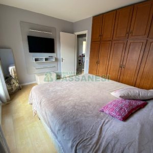 Apto Mobiliado com 91m², 2 dormitórios, 2 vagas, no bairro Pio X em Caxias do Sul para Comprar