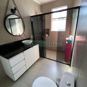Apto Mobiliado com 91m², 2 dormitórios, 2 vagas, no bairro Pio X em Caxias do Sul para Comprar