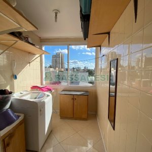 Apto Mobiliado com 91m², 2 dormitórios, 2 vagas, no bairro Pio X em Caxias do Sul para Comprar