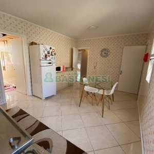 Apto Mobiliado com 91m², 2 dormitórios, 2 vagas, no bairro Pio X em Caxias do Sul para Comprar