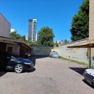 Terreno, no bairro Pio X em Caxias do Sul para Comprar