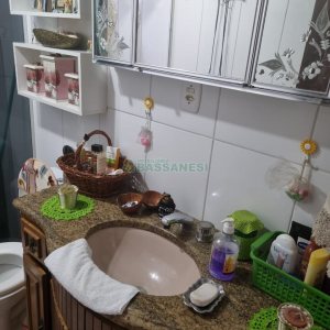 Apartamento com 64m², 2 dormitórios, 1 vaga, no bairro Esplanada em Caxias do Sul para Comprar