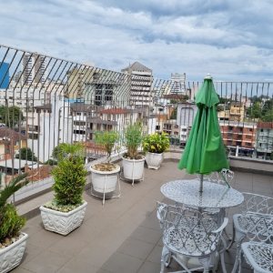 Apartamento com 193m², 3 dormitórios, 2 vagas, no bairro Pio X em Caxias do Sul para Comprar