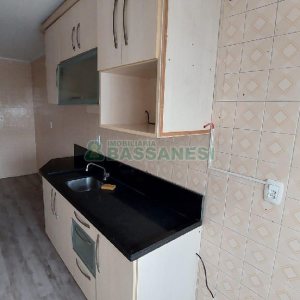 Apto Mobiliado com 65m², 2 dormitórios, 1 vaga, no bairro Pio X em Caxias do Sul para Alugar