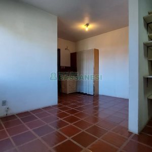 Casa com 265m², 4 dormitórios, 2 vagas, no bairro Desvio Rizzo em Caxias do Sul para Comprar