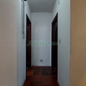 Casa com 265m², 4 dormitórios, 2 vagas, no bairro Desvio Rizzo em Caxias do Sul para Comprar
