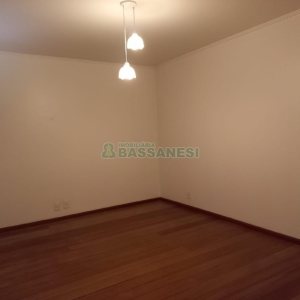 Apartamento com 88m², 1 dormitório, 1 vaga, no bairro Cristo Redentor em Caxias do Sul para Comprar