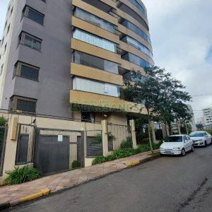 Apto/Cobertura com 248m², 3 dormitórios, 1 vaga, no bairro Sanvitto em Caxias do Sul para Comprar