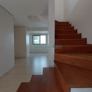 Apto/Cobertura com 248m², 3 dormitórios, 1 vaga, no bairro Sanvitto em Caxias do Sul para Comprar