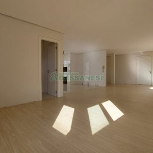Apto/Cobertura com 248m², 3 dormitórios, 1 vaga, no bairro Sanvitto em Caxias do Sul para Comprar