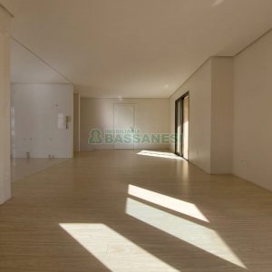 Apto/Cobertura com 248m², 3 dormitórios, 1 vaga, no bairro Sanvitto em Caxias do Sul para Comprar