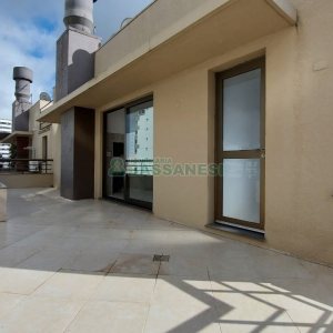 Apto/Cobertura com 248m², 3 dormitórios, 1 vaga, no bairro Sanvitto em Caxias do Sul para Comprar