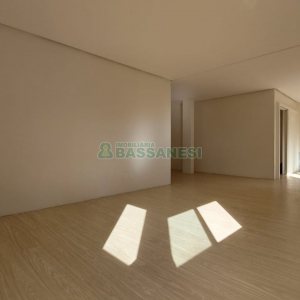 Apto/Cobertura com 248m², 3 dormitórios, 1 vaga, no bairro Sanvitto em Caxias do Sul para Comprar