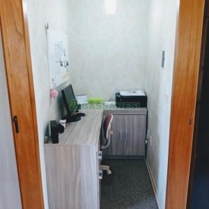 Sobrado com 106m², 2 dormitórios, 2 vagas, no bairro Vinhedos em Caxias do Sul para Comprar