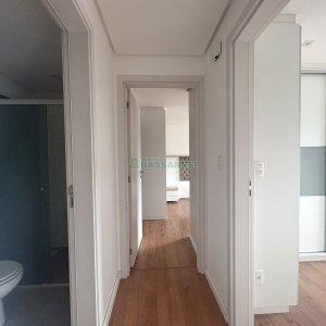 Apto Mobiliado com 63m², 2 dormitórios, 2 vagas, no bairro Panazzolo em Caxias do Sul para Alugar