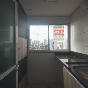 Apto Mobiliado com 63m², 2 dormitórios, 2 vagas, no bairro Panazzolo em Caxias do Sul para Alugar