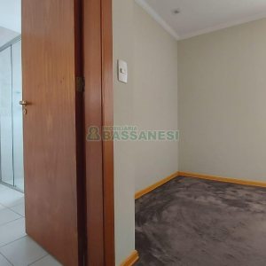 Apartamento com 342m², 3 dormitórios, 3 vagas, no bairro Centro em Caxias do Sul para Alugar