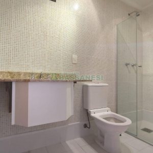 Apartamento com 342m², 3 dormitórios, 3 vagas, no bairro Centro em Caxias do Sul para Alugar