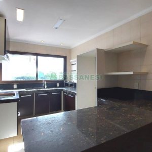 Apartamento com 342m², 3 dormitórios, 3 vagas, no bairro Centro em Caxias do Sul para Alugar