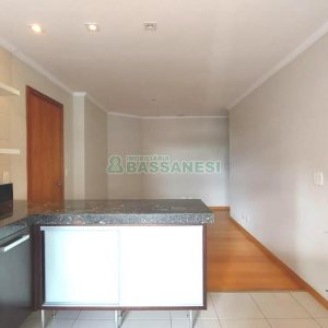 Apartamento com 342m², 3 dormitórios, 3 vagas, no bairro Centro em Caxias do Sul para Alugar