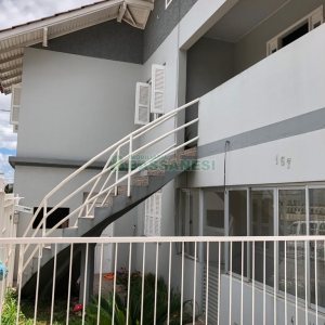 Casa com 200m², 6 dormitórios, 2 vagas, no bairro Bela Vista em Caxias do Sul para Comprar