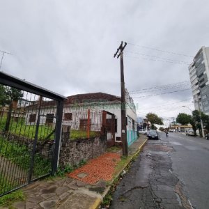 Loja com 200m², no bairro Sagrada Família em Caxias do Sul para Comprar