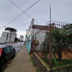Loja com 200m², no bairro Sagrada Família em Caxias do Sul para Comprar