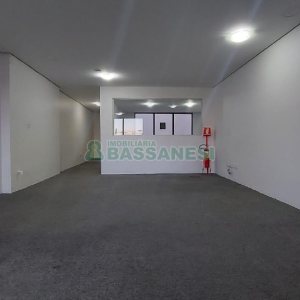 Sala com 75m², no bairro Lourdes em Caxias do Sul para Alugar