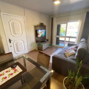 Casa com 203m², 3 dormitórios, 1 vaga, no bairro Charqueadas em Caxias do Sul para Comprar