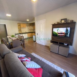 Casa com 203m², 3 dormitórios, 1 vaga, no bairro Charqueadas em Caxias do Sul para Comprar