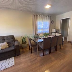 Casa com 203m², 3 dormitórios, 1 vaga, no bairro Charqueadas em Caxias do Sul para Comprar