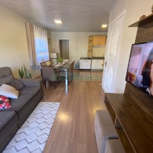 Casa com 203m², 3 dormitórios, 1 vaga, no bairro Charqueadas em Caxias do Sul para Comprar