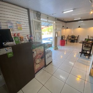 Casa com 203m², 3 dormitórios, 1 vaga, no bairro Charqueadas em Caxias do Sul para Comprar